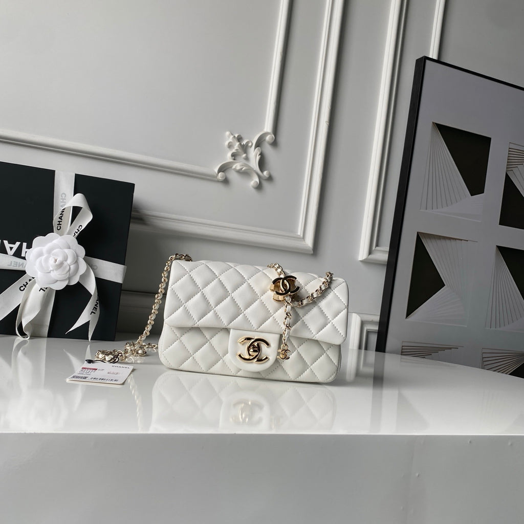 Sac Chanel Classique Matelassé Gold Edition – Rose, Blanc & Camel