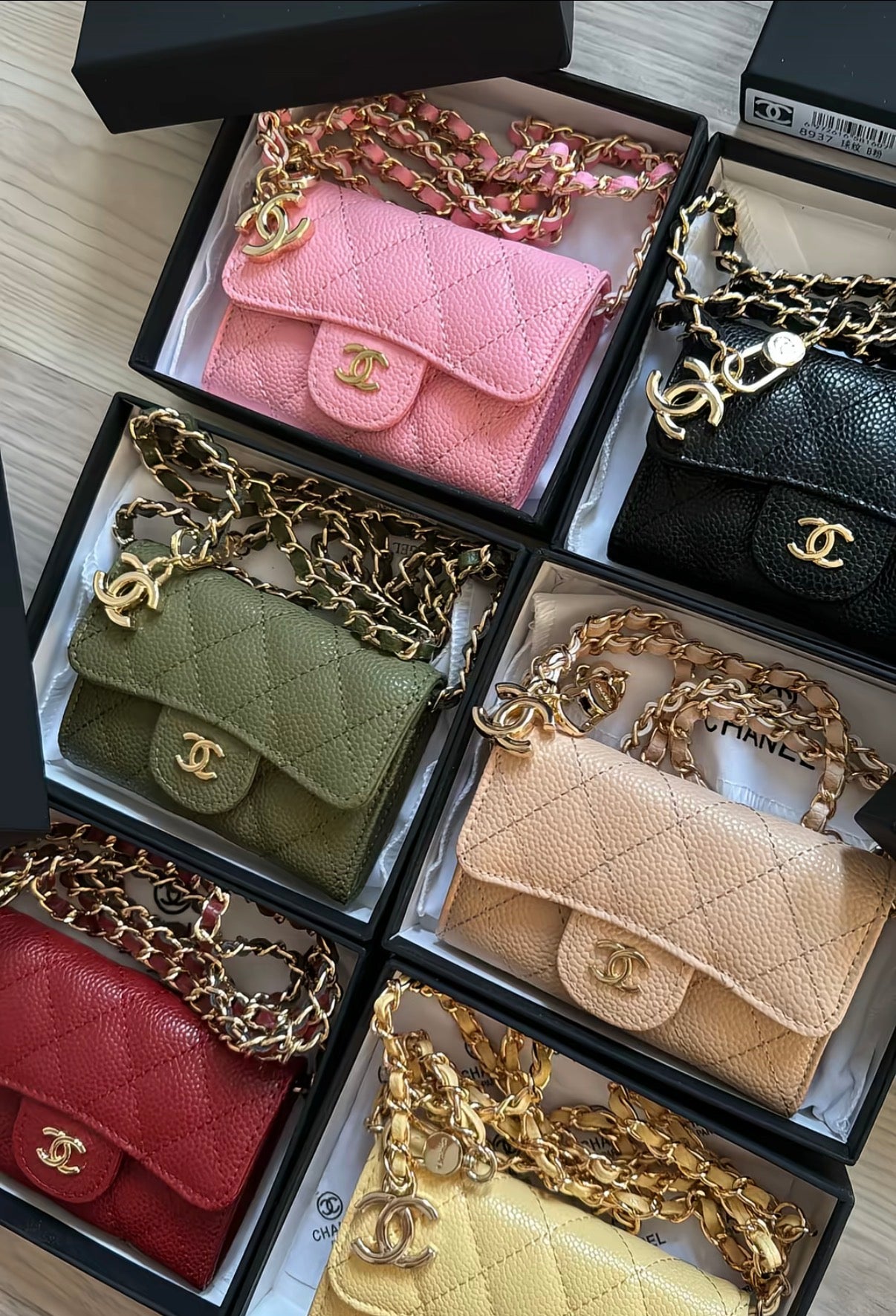 Mini Sac Chanel Premium Chaîne Gold – Collection Multicolore