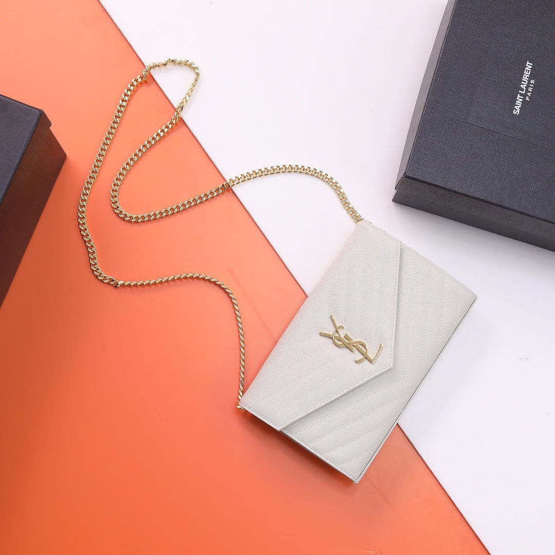 Pochette Femme Yves Saint Laurent Chaîne Dorée ✨