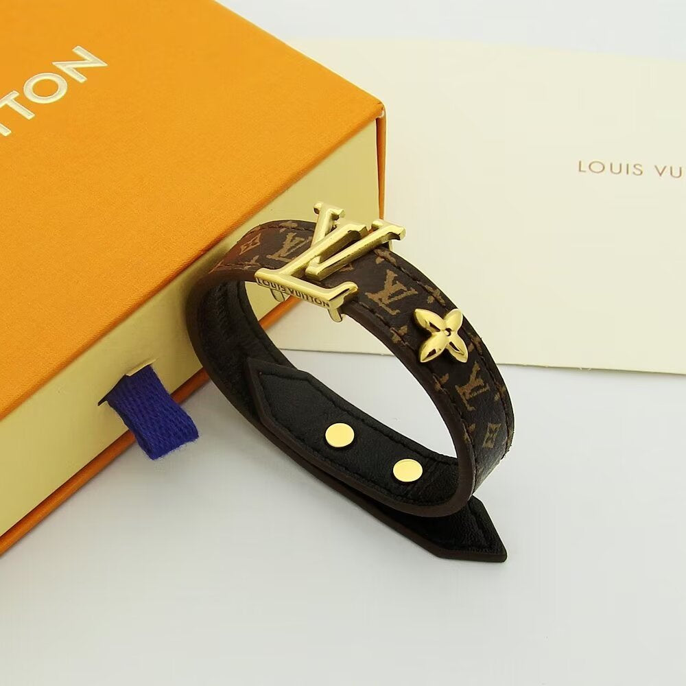 Bracelet Premium Monogram Doré – Élégance Intemporelle