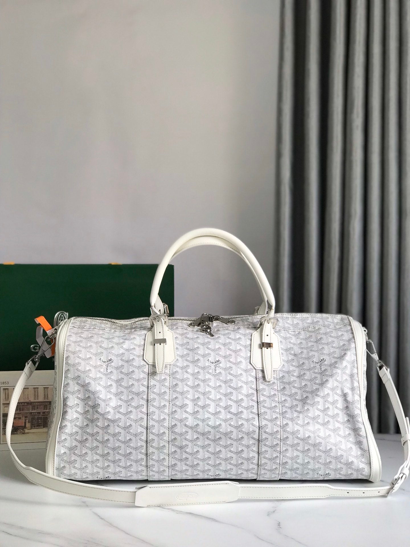 Sac de Voyage Luxe Monogram Gris – Style Goyard – Grande Capacité