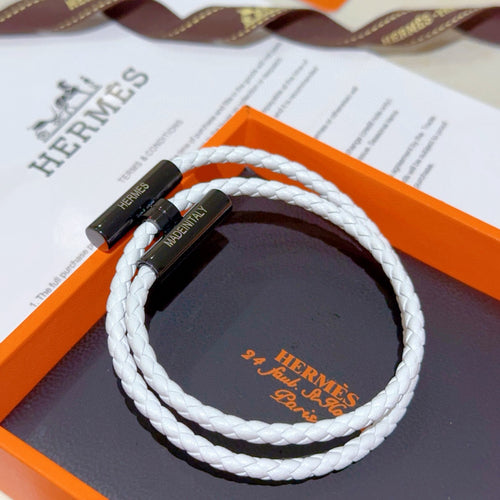Bracelet Hermès Cuir Tressé Double Tour – Plusieurs Coloris Disponibles