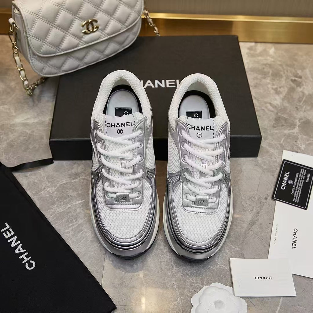 Sneakers Premium Blanc & Argent – Élégance Urbaine