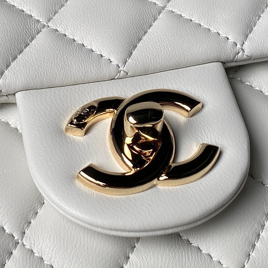 Mini Sac Chanel Matelassé Gold – Blanc & Rose Pastel