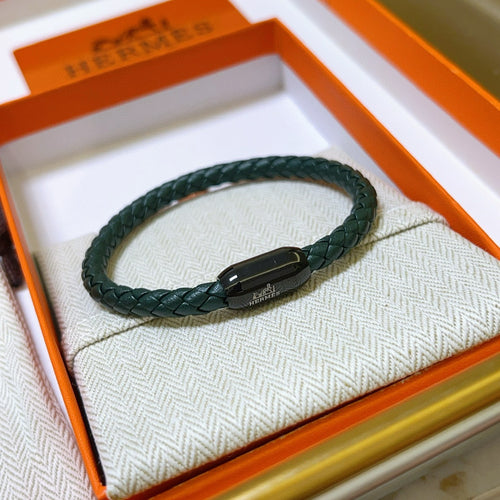 Bracelet Hermès Cuir Tressé Premium – Plusieurs Coloris Disponibles