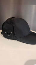 Casquette Prada Milano Noir – Plaque Triangle Iconique
