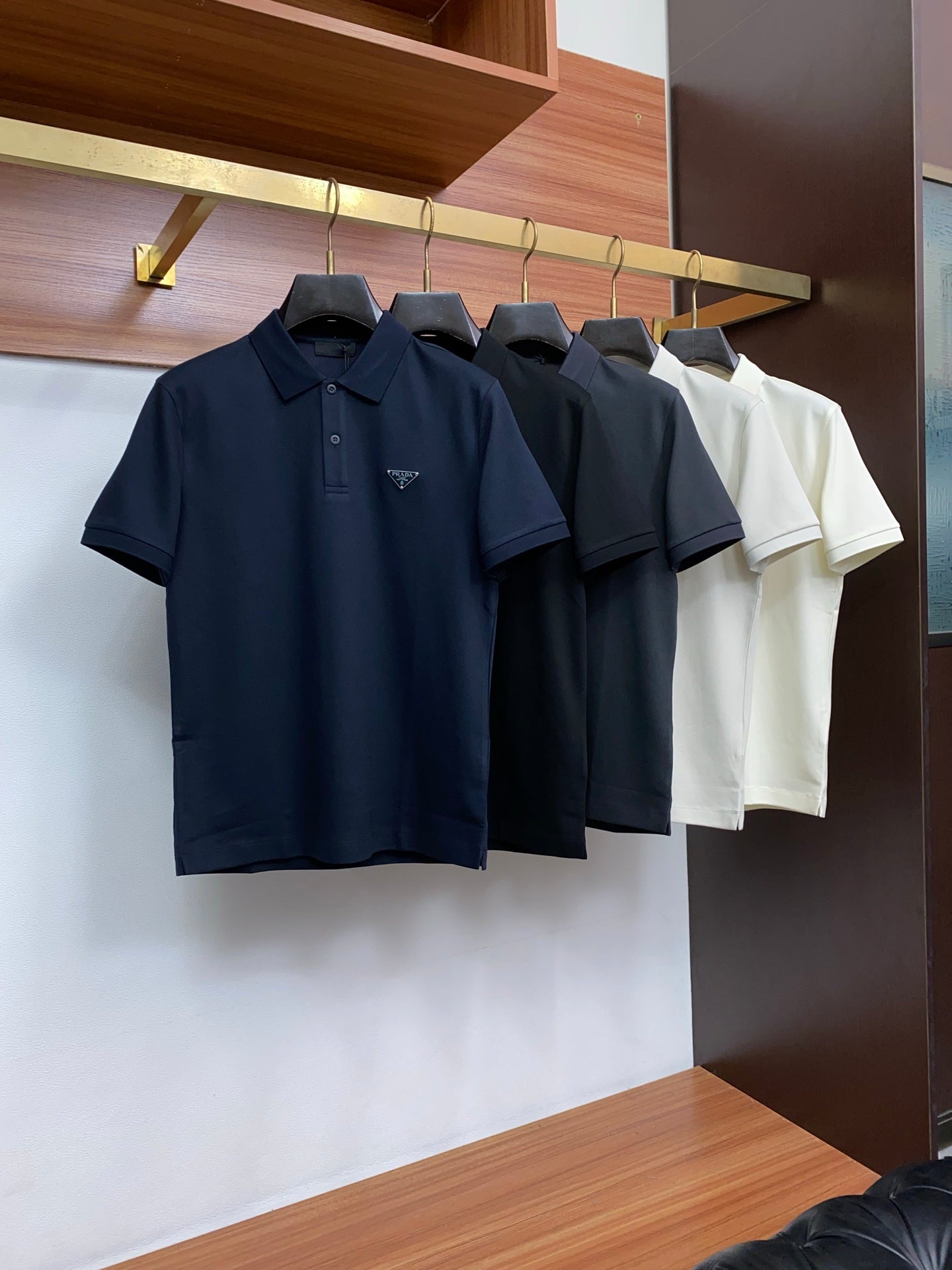 Polo Prada Premium – Luxury Essential