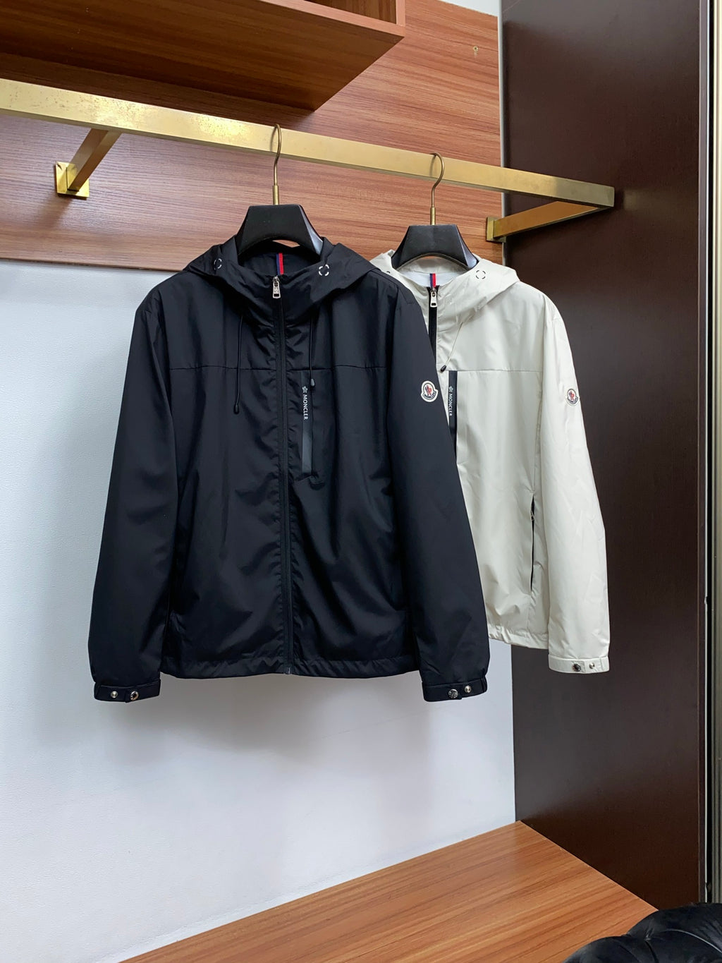 Veste Moncler Coupe-Vent Premium – Black Edition