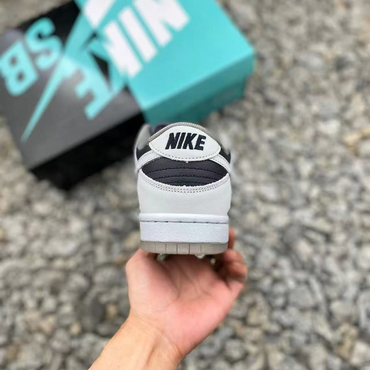 Nike SB Dunk Low Grey Shadow 🩶🖤