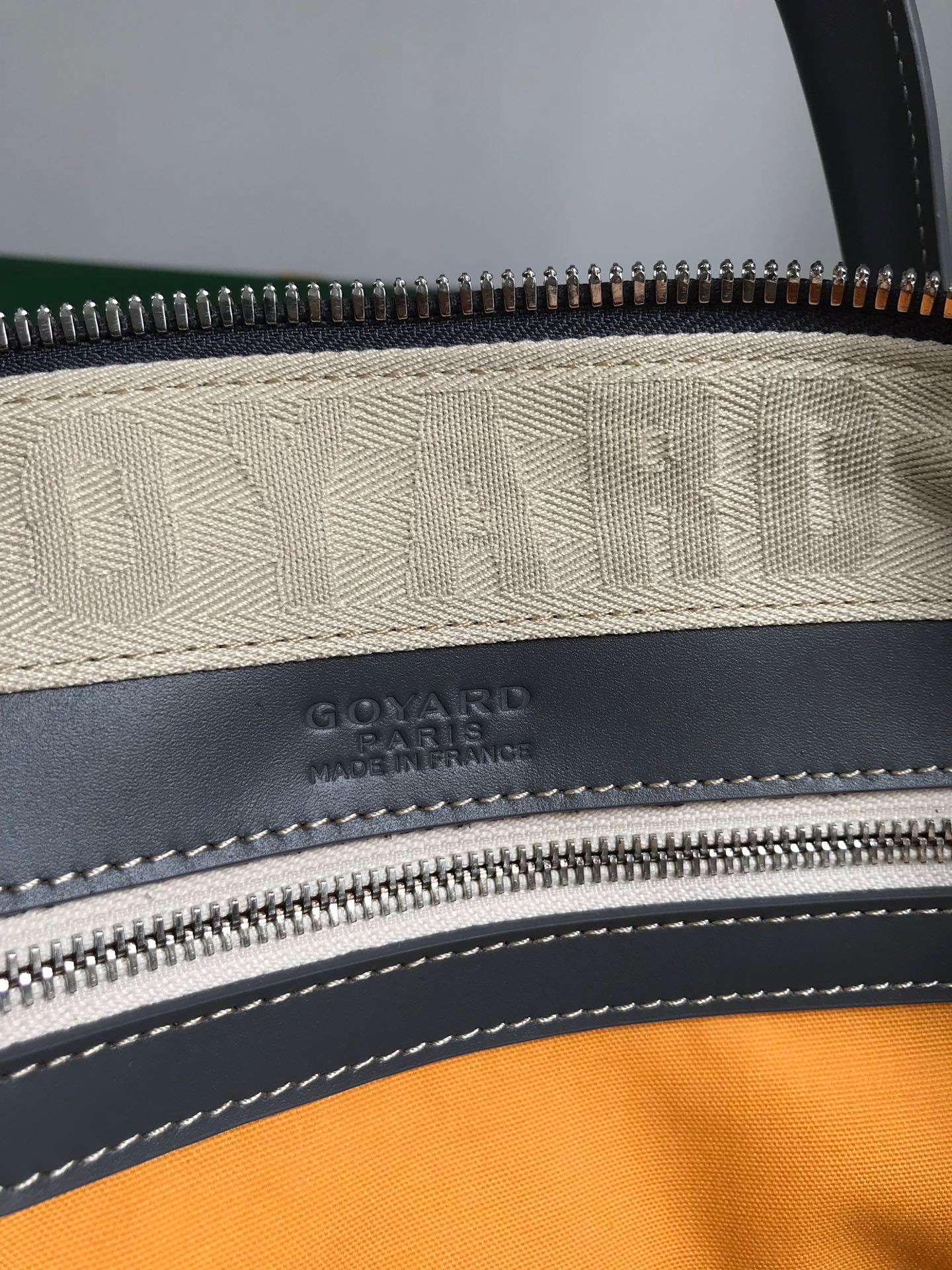 Sac de Voyage Luxe Monogram Gris – Style Goyard – Grande Capacité