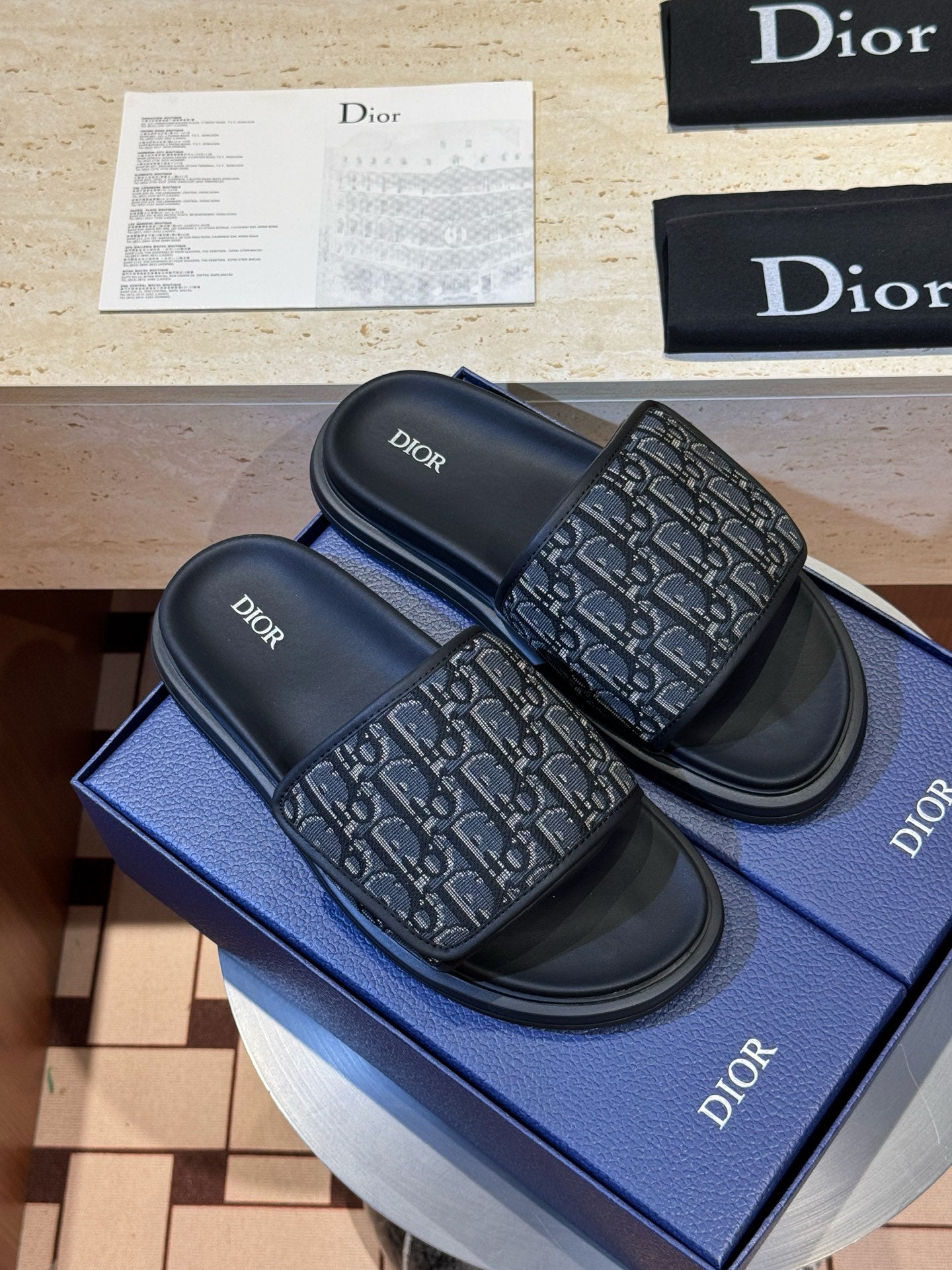 Claquettes Dior Oblique Noires